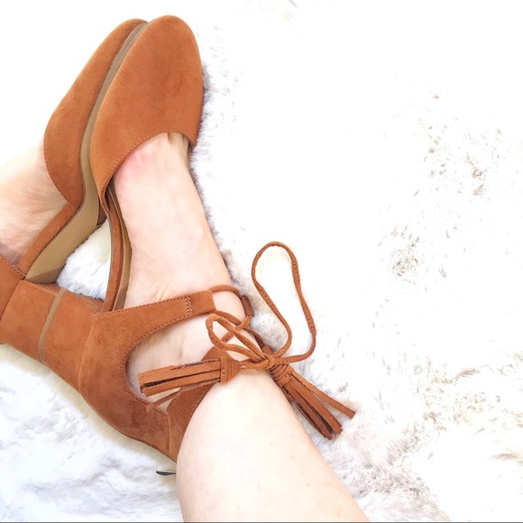 Franco Sarto Tan lace up chunk heel - Picture 4 of 6